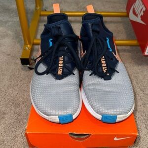 Women’s Nike Free TR 8 Neos